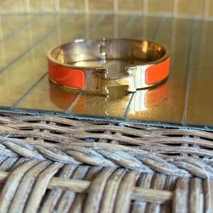 Hermes “H” bangle bracelet orange🧡